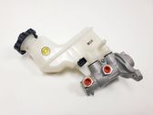 Master brake cylinder