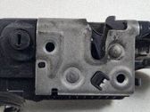 Cerradura de puerta delantera