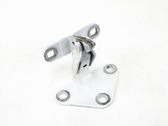 Tailgate/trunk/boot hinge