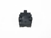 Radiator mount bracket