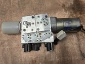 Convertible roof main ram cylinder
