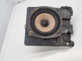Parcel shelf speaker
