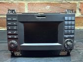 Radio / CD-Player / DVD-Player / Navigation