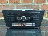 Radio / CD-Player / DVD-Player / Navigation