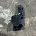 Rear bumper mounting bracket