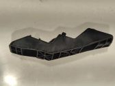 Front bumper mounting bracket