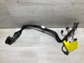 Fuel injector wires
