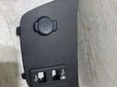 12V Steckdose vorne