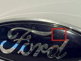 Manufacturer badge logo/emblem