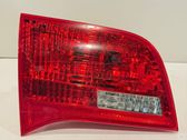 Tailgate rear/tail lights