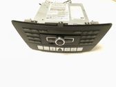 Radio / CD-Player / DVD-Player / Navigation