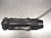 Manecilla externa puerta delantera
