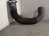 Intercooler pipe mounting bracket