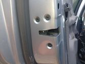 Cerradura de puerta trasera