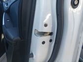 Cerradura de puerta delantera