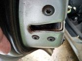 Cerradura de puerta trasera