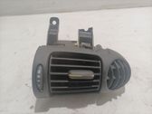 Rejilla de ventilación central del panel