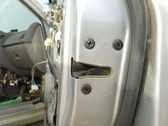 Cerradura de puerta delantera