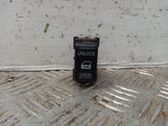 Interruptor para abrir la puerta trasera