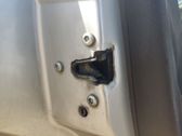 Cerradura de puerta trasera