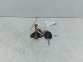 Tie down hook / loop