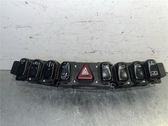 Botón interruptor de luz de peligro