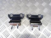 Tailgate/trunk/boot hinge