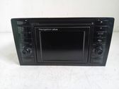 Radio/CD/DVD/GPS head unit