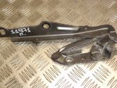 Engine bonnet/hood hinges