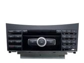 Radio / CD-Player / DVD-Player / Navigation