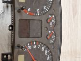 Geschwindigkeitsmesser Cockpit