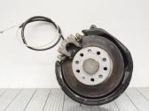 Rear wheel hub
