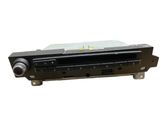 Radio / CD-Player / DVD-Player / Navigation