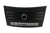 Radio / CD-Player / DVD-Player / Navigation