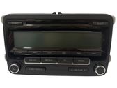 Radio / CD-Player / DVD-Player / Navigation