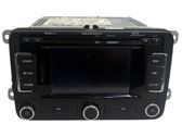 Radio / CD-Player / DVD-Player / Navigation