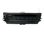 Radio / CD-Player / DVD-Player / Navigation