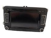 Radio / CD-Player / DVD-Player / Navigation