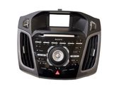 Head unit multimedia control