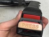 Front seatbelt buckle