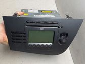 Radio/CD/DVD/GPS head unit