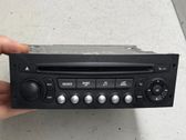 Radio / CD-Player / DVD-Player / Navigation