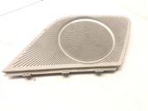 Grilles, couvercle de haut-parleur porte arrière