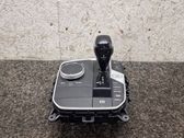 Head unit multimedia control