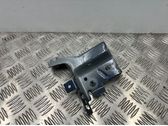 Fender mounting bracket