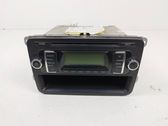 Radio/CD/DVD/GPS-pääyksikkö