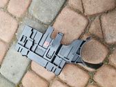 Autres pièces compartiment moteur