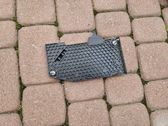 Battery bracket