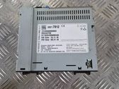 Radio / CD-Player / DVD-Player / Navigation