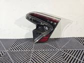 Tailgate rear/tail lights